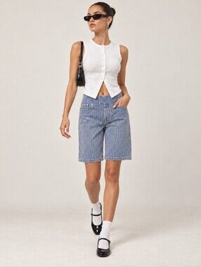 Westbound Coastal Chic Blue & White Pinstripe High-Rise Bermuda Shorts Size 6
